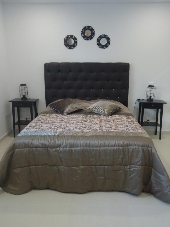 Vivenda L'Olivier Bed & Breakfast Куартейра Екстериор снимка